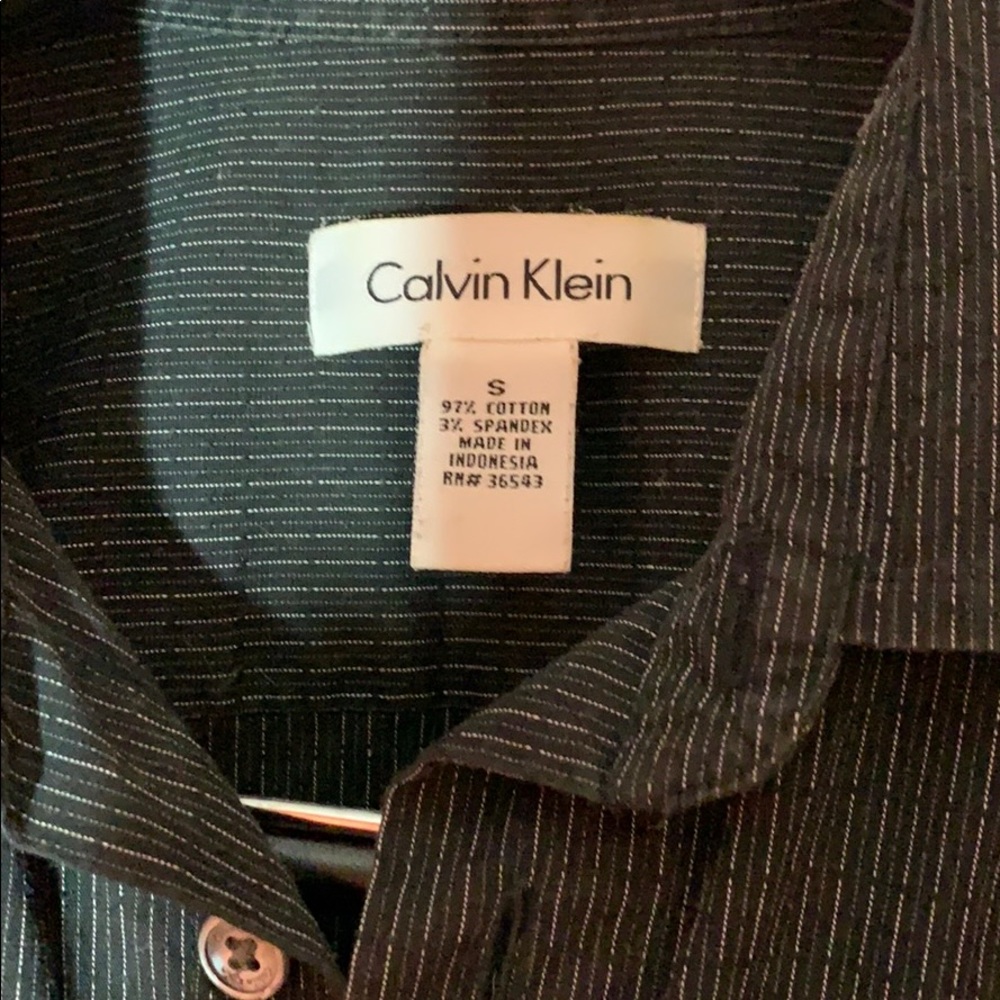 Shirt - Picture 2 of 4